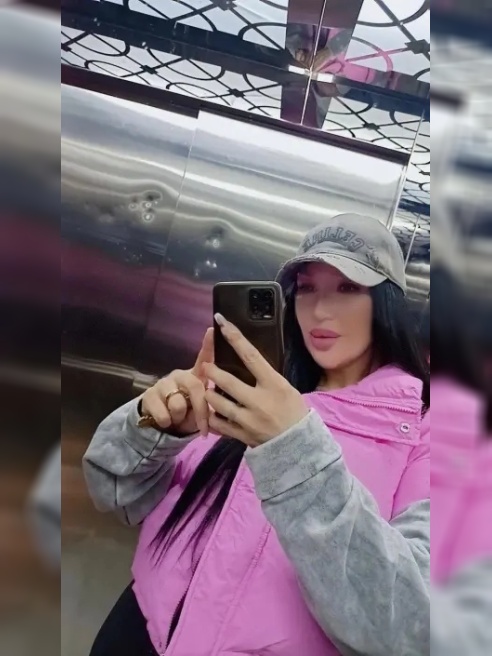 Представьте каждую нашу встречу как захватывающее приключение в мире сексуальных фантазий и невероятных ощущений.