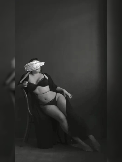 Ты готов окунуться в мир, где тайны раскрываются только в постели?💦