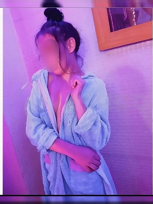 Твоя любимая девочка ждёт тебя🤍