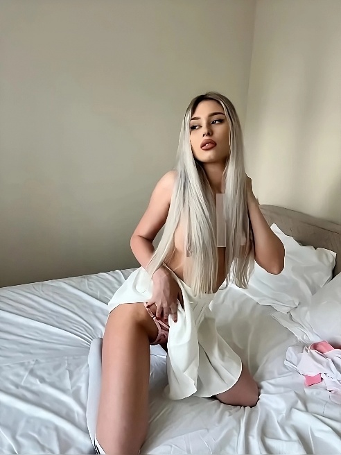 Кошечка,мррр🐈‍⬛💕
Все встречи в формате GFE💋