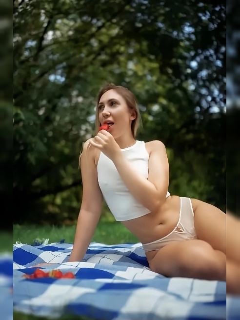 Привет, милый 💋 приходи сладко трахаться! 
Хочу раздвинуть перед тобой ножки или встать раком✅ONLINE