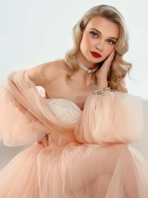 Натуральная миниатюрная девочка в поиске любимого Мужчины❤️
Для твоего удобства - ALL INCLUSIVE 🔥