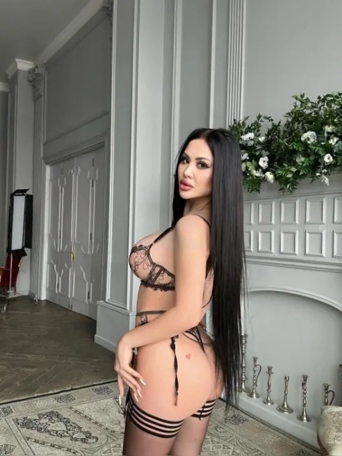 Люблю секс, общение и поцелуи 💋 жду тебя в гости на маленькие шалости ❤️🔥 Люблю секс, общение и поцелуи 💋 жду тебя в гости на маленькие шалости ❤️🔥