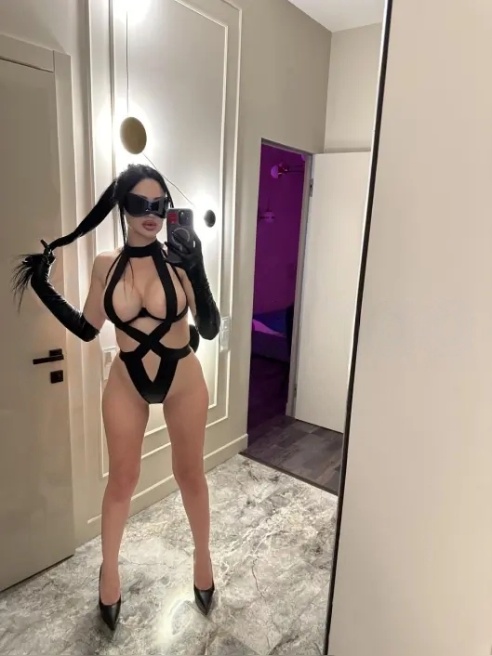 Люблю секс, общение и поцелуи 💋 жду тебя в гости на маленькие шалости ❤️🔥 Люблю секс, общение и поцелуи 💋 жду тебя в гости на маленькие шалости ❤️🔥