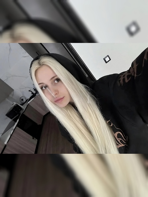 Я суккуб, который будет являться тебе во снах после нашей встречи.😈