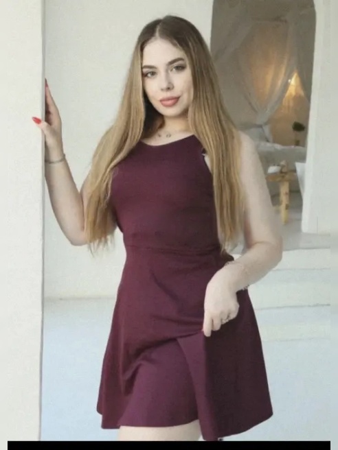 Милая девочка с шикарной попкой🍬🍑 ждёт тебя в гости💦💦💦 Что выберешь-нежность и ласка или чуть погрубее? Или совместим?😈