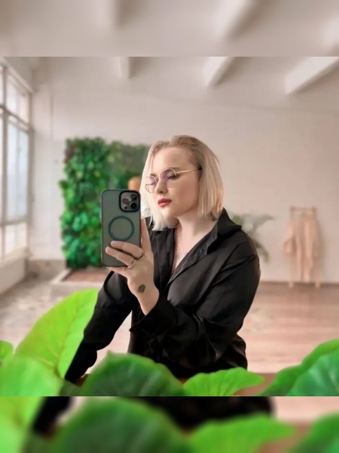 🔥Окончание на грудь входит в час 🔥Нежная и ласковая натура сочетающаяся с раскрепощением и страстью. 😘
TG: @Vladleeno4ka 🔥Окончание на грудь входит в час 🔥Нежная и ласковая натура сочетающаяся с раскрепощением и страстью. 😘
TG: @Vladleeno4ka
