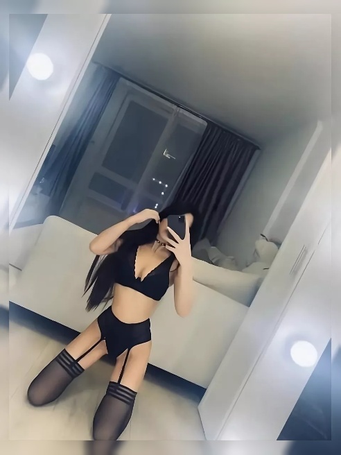 Высокая стройная нимфоманка 😘  Знаю как доставить удовольствие, обожаю секс и минет со слюнками и не только 😜🤪