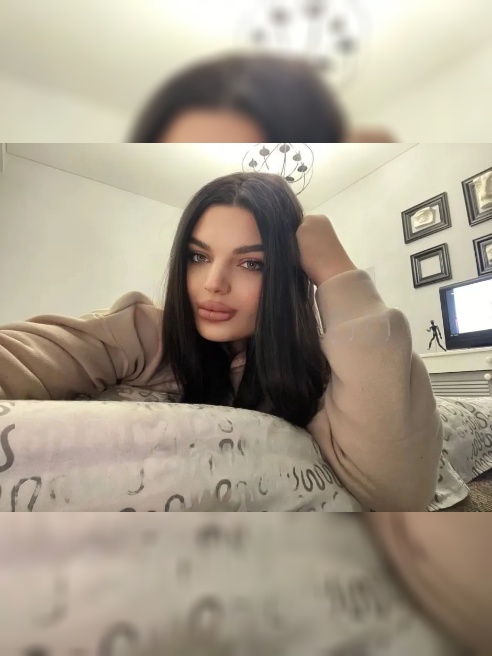 Всем приветик ,Я Кира ❤️
Очень люблю мужчин и секс ❤️всегда рада новым знакомствам 💖😊