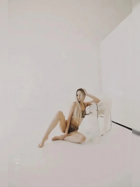 Инди
Очень люблю мужчин🤤 милая, общительная, покорная😈 Инди
Очень люблю мужчин🤤 милая, общительная, покорная😈