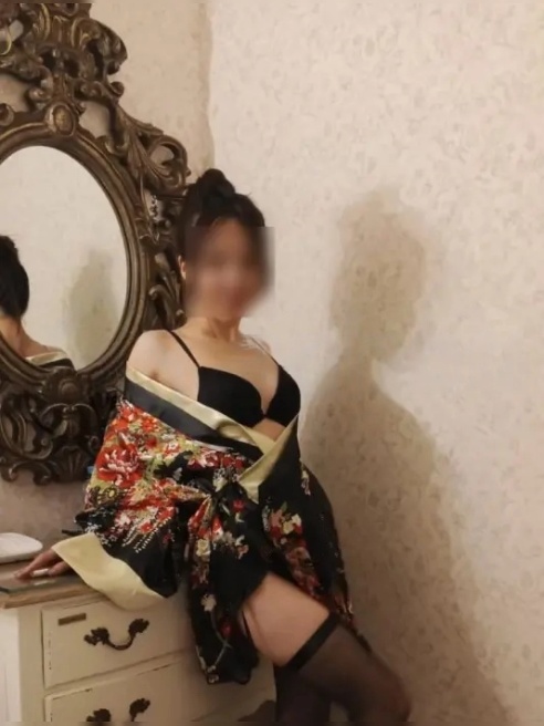 Страстная, нежная, игривая, ласковая китаянка Айви. Продаю радость любовь и наслаждение.