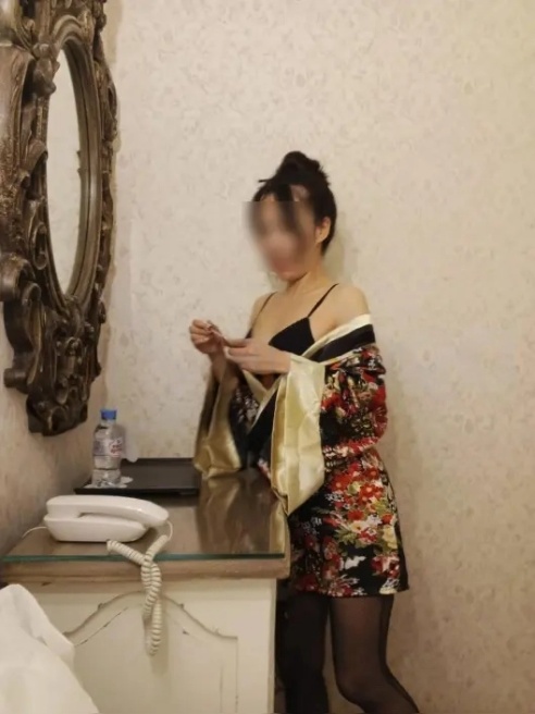 Страстная, нежная, игривая, ласковая китаянка Айви. Продаю радость любовь и наслаждение.