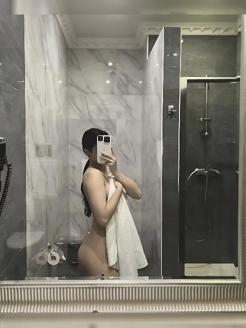 Малышка с пошлыми фантазиями 🔥💋
Мой сладкий МБР в подарочек 🎁