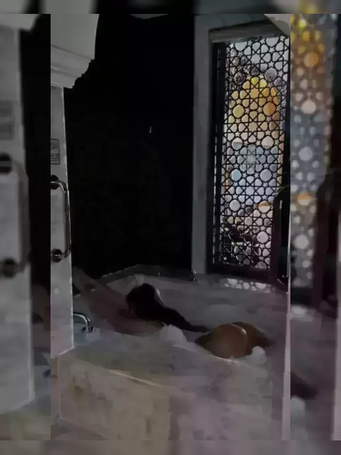 Мёд для твоих глаз и ушей🍯
 https://t.me/pieceof_sweetypie ❤️‍🔥