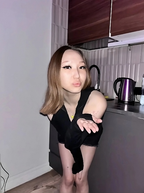 Всем приветик) Я юная студенточка, которая обожает секс. МБР уже включён в часик! 💋