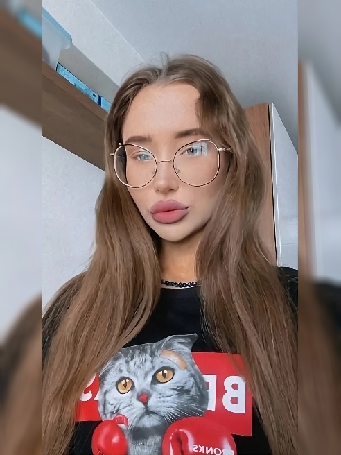 Приглашу на горловой минет и чувственный секс 💖☺ Принимаю в своей уютной квартире, без посторонних)) ❤