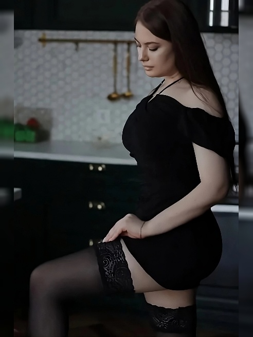 Молоденькая красотка к твоим услугам!