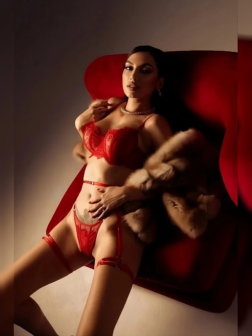 Исследуй мой мир эротического блаженства !!! Исследуй мой мир эротического блаженства !!!