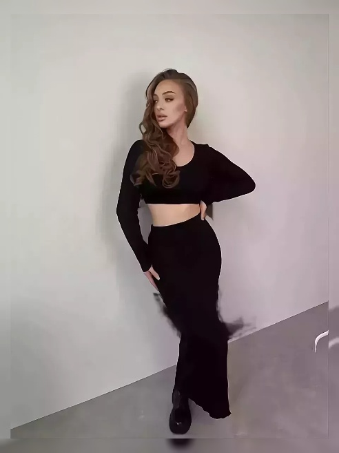 Познакомимся?
Меня зовут Татьяна
Tina псевдоним ✔️
Буду рада встрече с тобой ❤