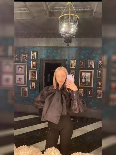 Мои движения в сексе грациозны, словно у кошки, а  голубые глаза завораживают своей глубиной 😻