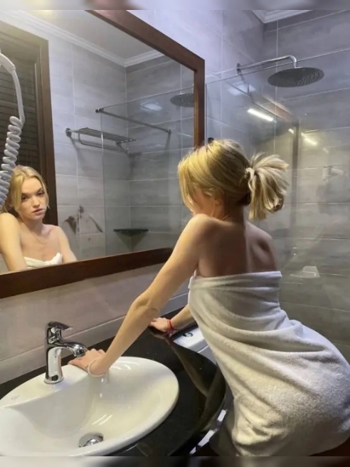 Привет, меня зовут Ксюша, мне 18
Я - ухоженная, соблазнительная, неповторимая и сексуальная ❤️ Привет, меня зовут Ксюша, мне 18
Я - ухоженная, соблазнительная, неповторимая и сексуальная ❤️