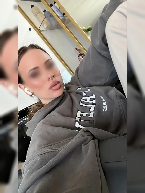 Приветик, мой дорогой!👋 Меня зовут Дейзи, я спортивная малышка, очень люблю сосать и трахаться!💦💦