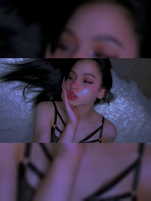18+😘 
Добро пожаловать на мою страничку, мой лев!))