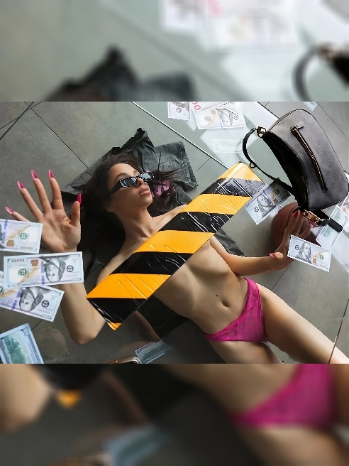 18+😘 
Добро пожаловать на мою страничку, мой лев!))