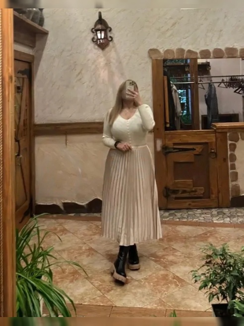 Мы можем реализовать любые твои желания, расскажи мне о них, и я сделаю все как ты захочешь. Буду твоей самой горячей любовницей)