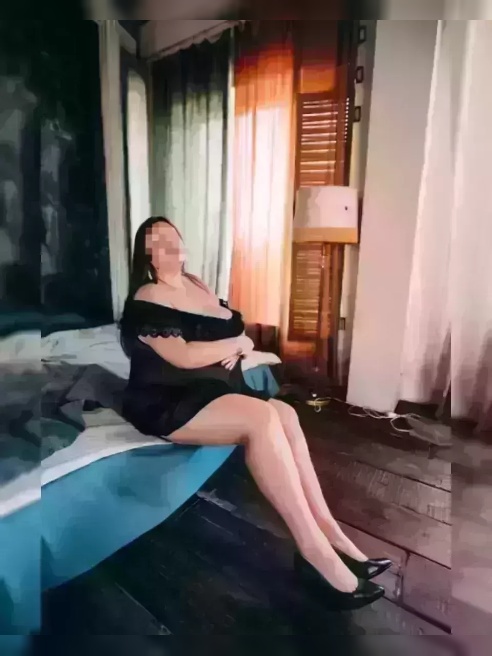 Приветик ❤
10 000р/час (до двух окончаний) всё включено : классика, минет без резинки, анал, анилингус, урологический массаж 😊