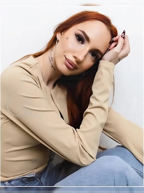 Твоя рыженькая кошечка😘 очень ласковая и гостеприимная , с высоким уровнем комфорта ❤️