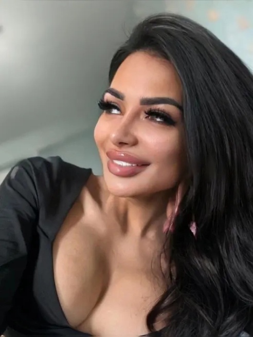 Привет котик 💣🔥Я очень страстная брюнетка, бывшая модель 🔥🥰Жду тебя в гости на жаркую встречу 🔥🥰❤ Привет котик 💣🔥Я очень страстная брюнетка, бывшая модель 🔥🥰Жду тебя в гости на жаркую встречу 🔥🥰❤