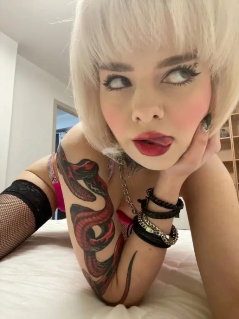 Есть программы для неопытных и девственников  💋 сочный мбр входит в цену моего часика 💗принимаю одна!