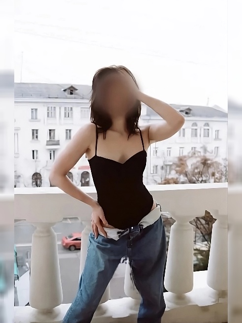 Реальная раскрепощенная, позитивная)