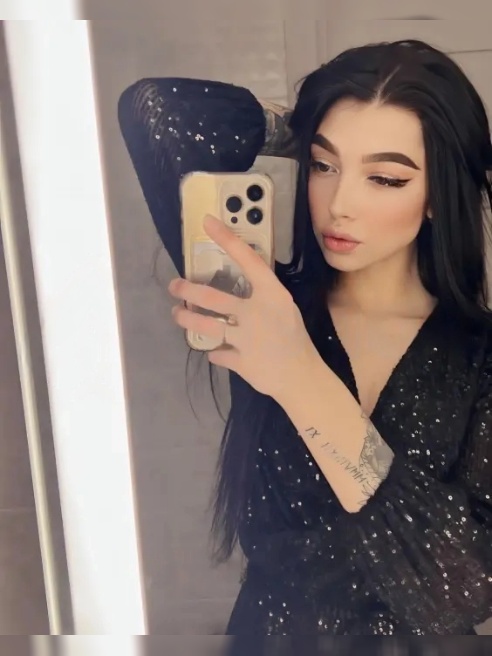 Брюнетка🔥
Жду в гости или приеду сама🌹