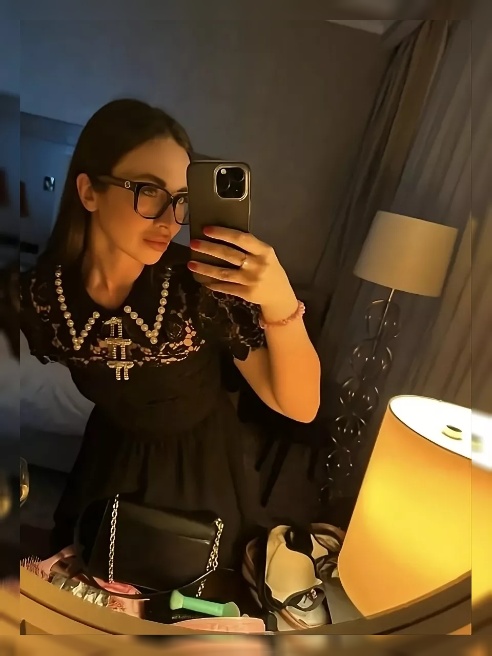 Твоя революция в постеле, мой тг канал: https://t.me/angelinaprovocateur