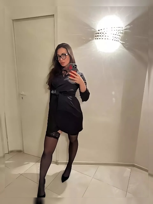 Твоя революция в постеле, мой тг канал: https://t.me/angelinaprovocateur