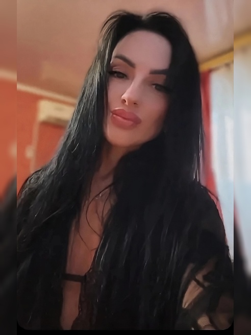 Брюнетка🔥
Сочный мбр включён в стоимость💋