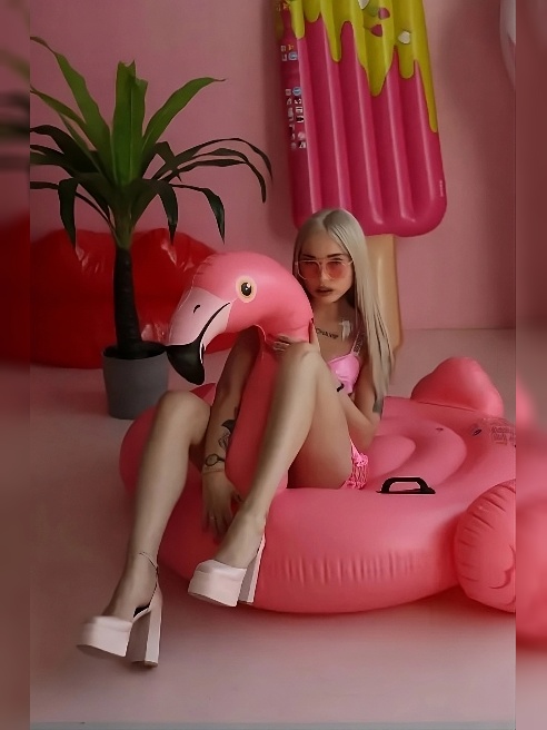 Стройная высокая конфетка 🥰 Стройная высокая конфетка 🥰