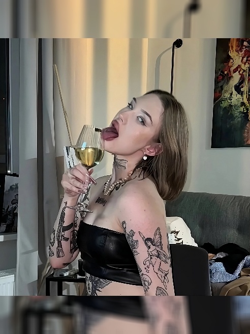 Ласковая кошечка, хочет разбавить твои дни страстью и наслаждением💋🐆