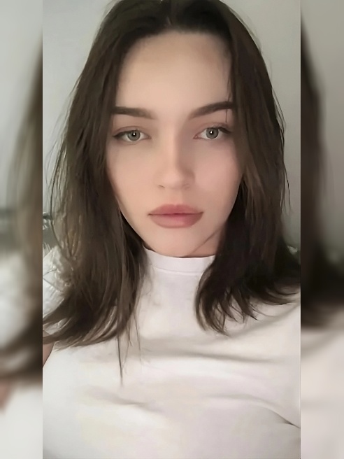 💥⭐️Начинающая сосалочка⭐️💥
⭐️💙Люблю ходить по подиуму💙⭐️
💋С радостью пройдусь ротиком по твоему члену💋