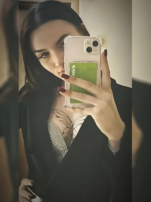 💥⭐️Начинающая сосалочка⭐️💥
⭐️💙Люблю ходить по подиуму💙⭐️
💋С радостью пройдусь ротиком по твоему члену💋