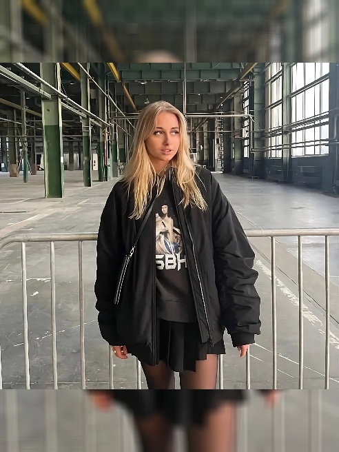 Худенькая, развратная нимфа!🔥