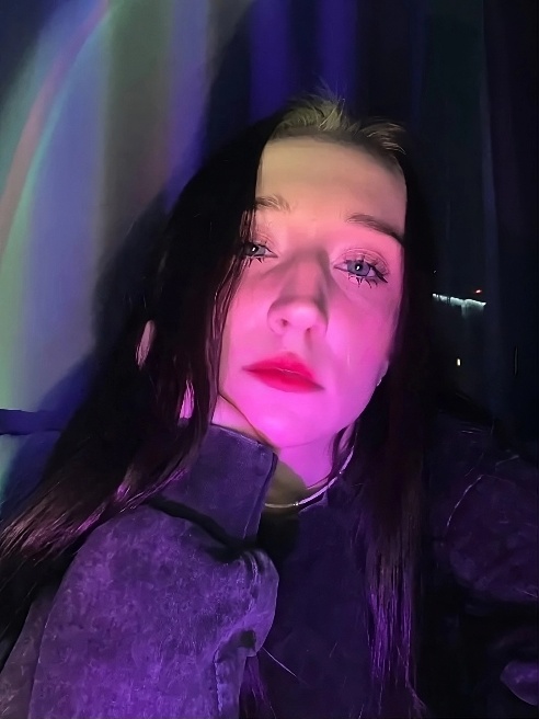 Сладенькая малышка готова сделать тебе приятно 💋🎀