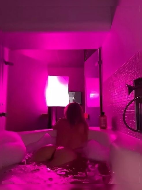 Прочитай мое описание💋