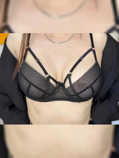 Привет дорогой  мужчина 😘😏
Давай знакомиться я Яна ) 
Надеюсь у тебя есть монета ведь вечером тебя ждёт фонтан ⛲️
