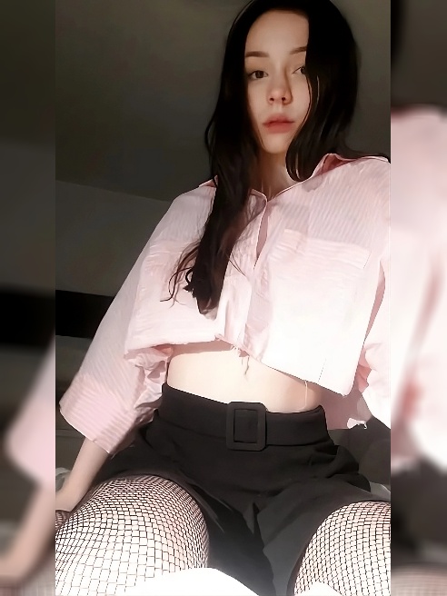 Познакомлюсь с приятным мужчиной для очень чудесной встречи ❣️

(1 сутки - 1 мужчина 🥵)
