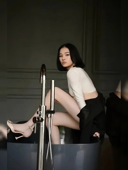 Милейшее создание💞💞💞 МБР входит в стоимость часа 💋❤️
💎Я очень развратная малышка😘 расскажи мне о своих желаниях