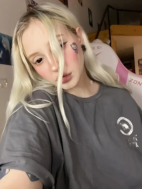 💕💕
добавила свои лайф фото, надеюсь понравится!