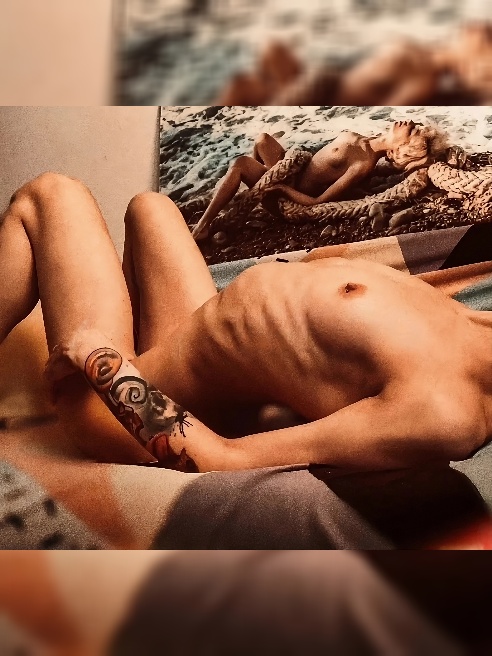 Мбр включен в часик 💦🔥
Для любителей худеньких девочек 😍 Мбр включен в часик 💦🔥
Для любителей худеньких девочек 😍